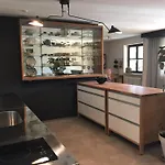 Exklusiver Souterrain - Zentral, Ruhig Mit Grosser Terrasse, Bergblick Und Privaten Sauna Zzgl