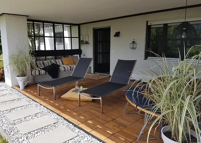 Exklusiver Souterrain - Zentral, Ruhig Mit Grosser Terrasse, Bergblick Und Privaten Sauna Zzgl Apartmán *